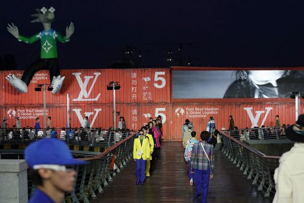 Desfile da coleção masculina da Louis Vuitton em Shanghai